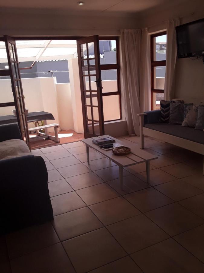 Mclaren Self Catering Appartement Gansbaai Buitenkant foto