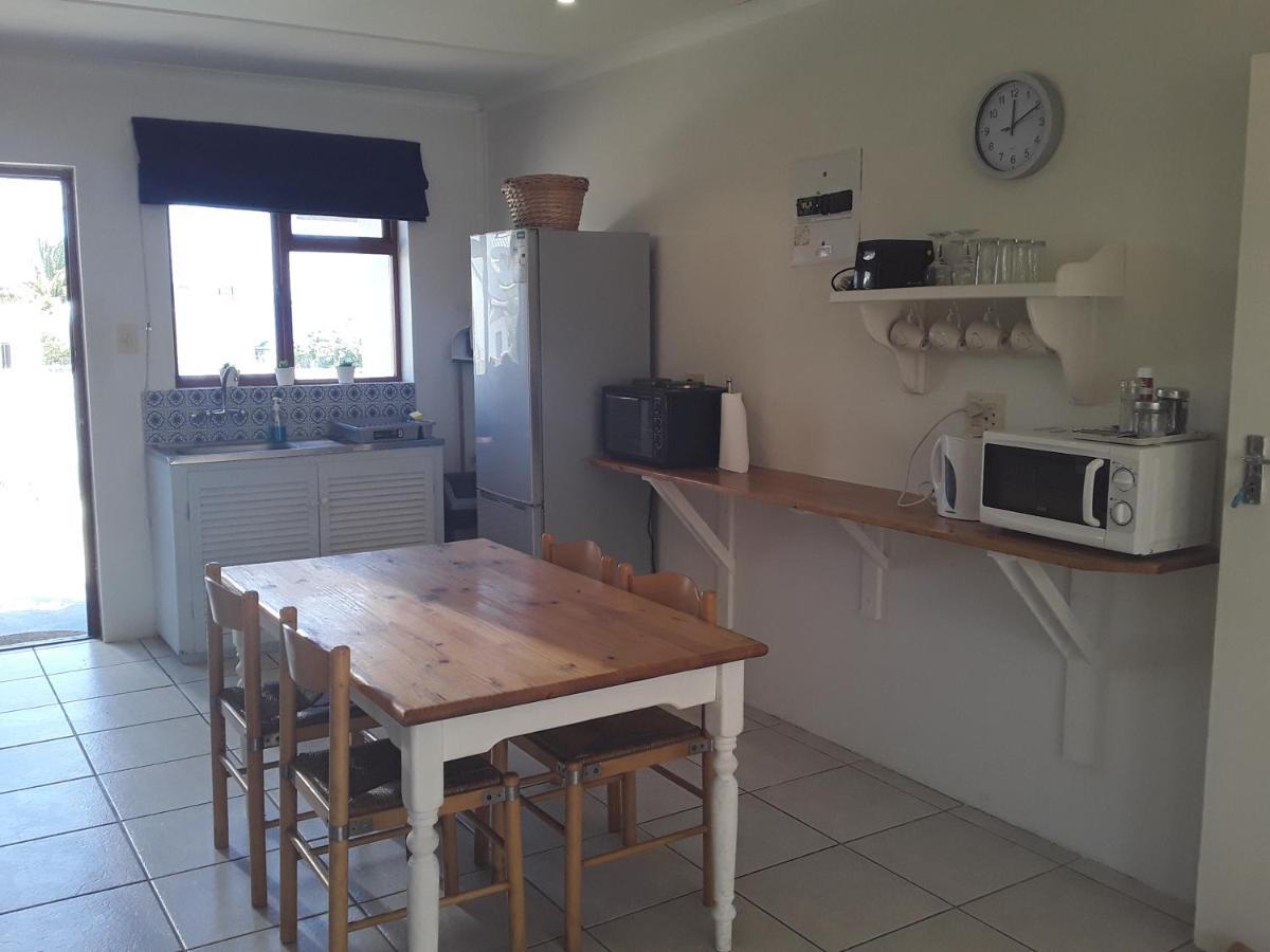 Mclaren Self Catering Appartement Gansbaai Buitenkant foto