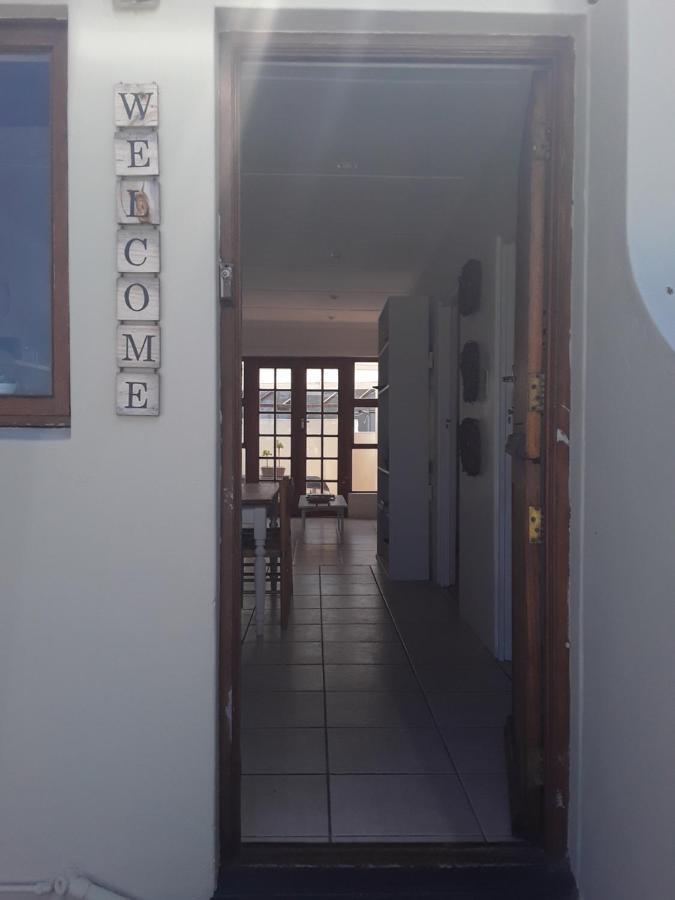 Mclaren Self Catering Appartement Gansbaai Buitenkant foto