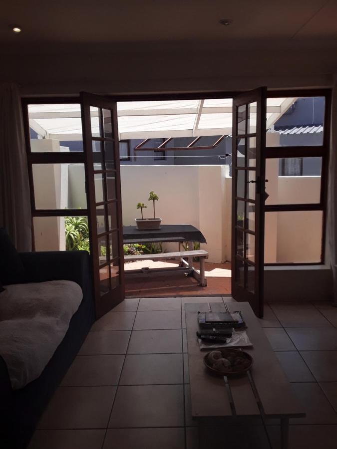 Mclaren Self Catering Appartement Gansbaai Buitenkant foto